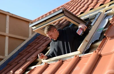 Pose de fenêtres de toit Velux à Balansun